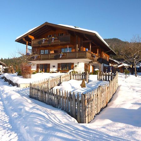 Gaestehaus Schoenfeld Райт-им-Винкль Экстерьер фото
